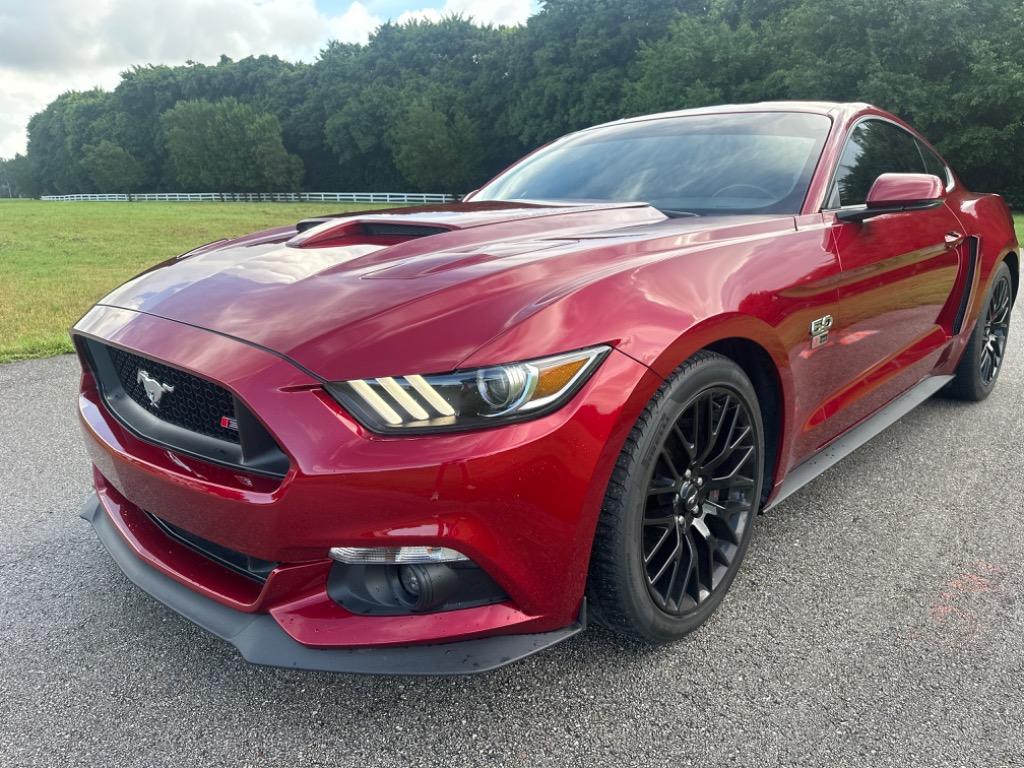 2017 Ford Mustang - $39,995